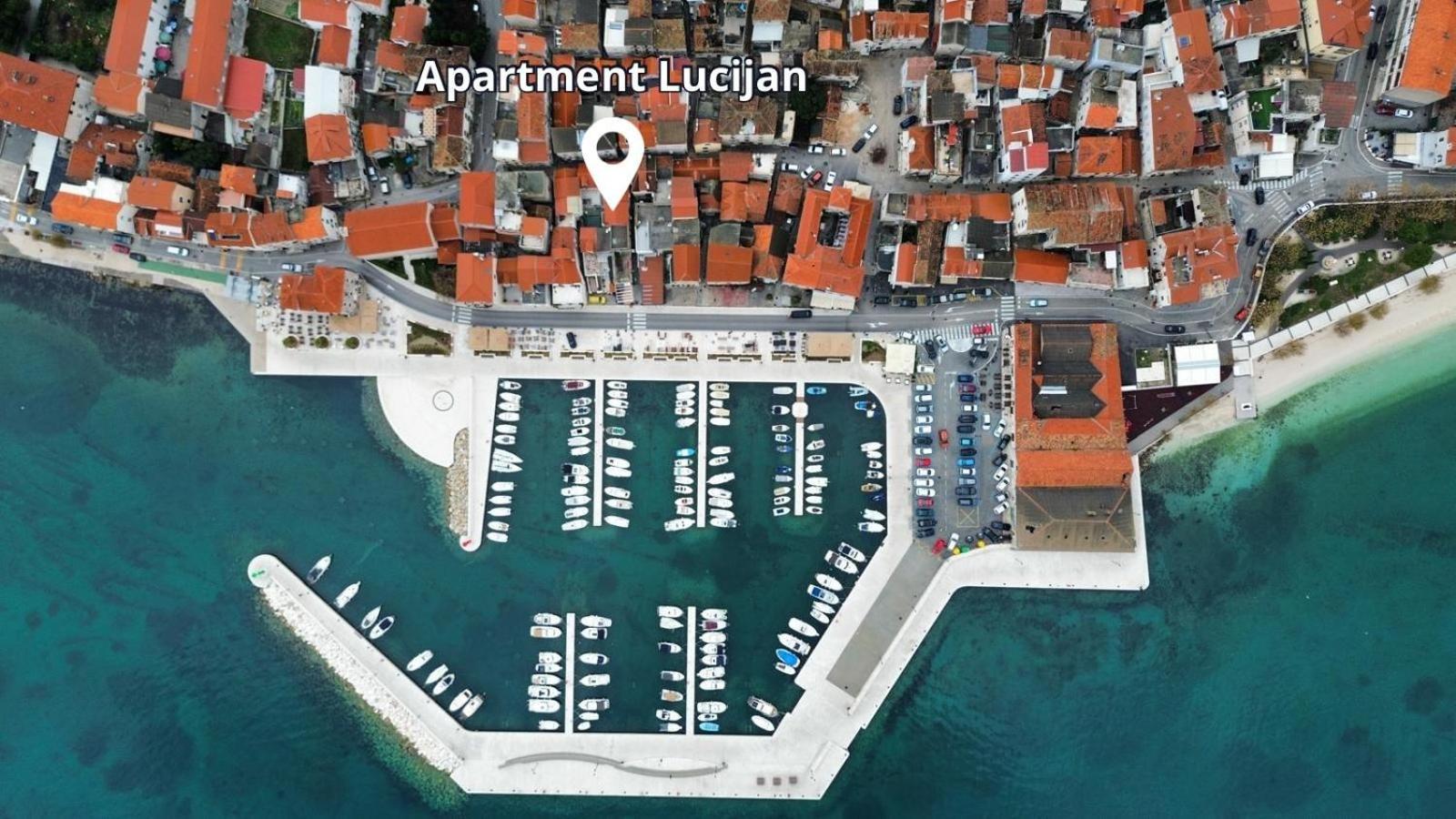 Apartman Lucijan Kaštela エクステリア 写真