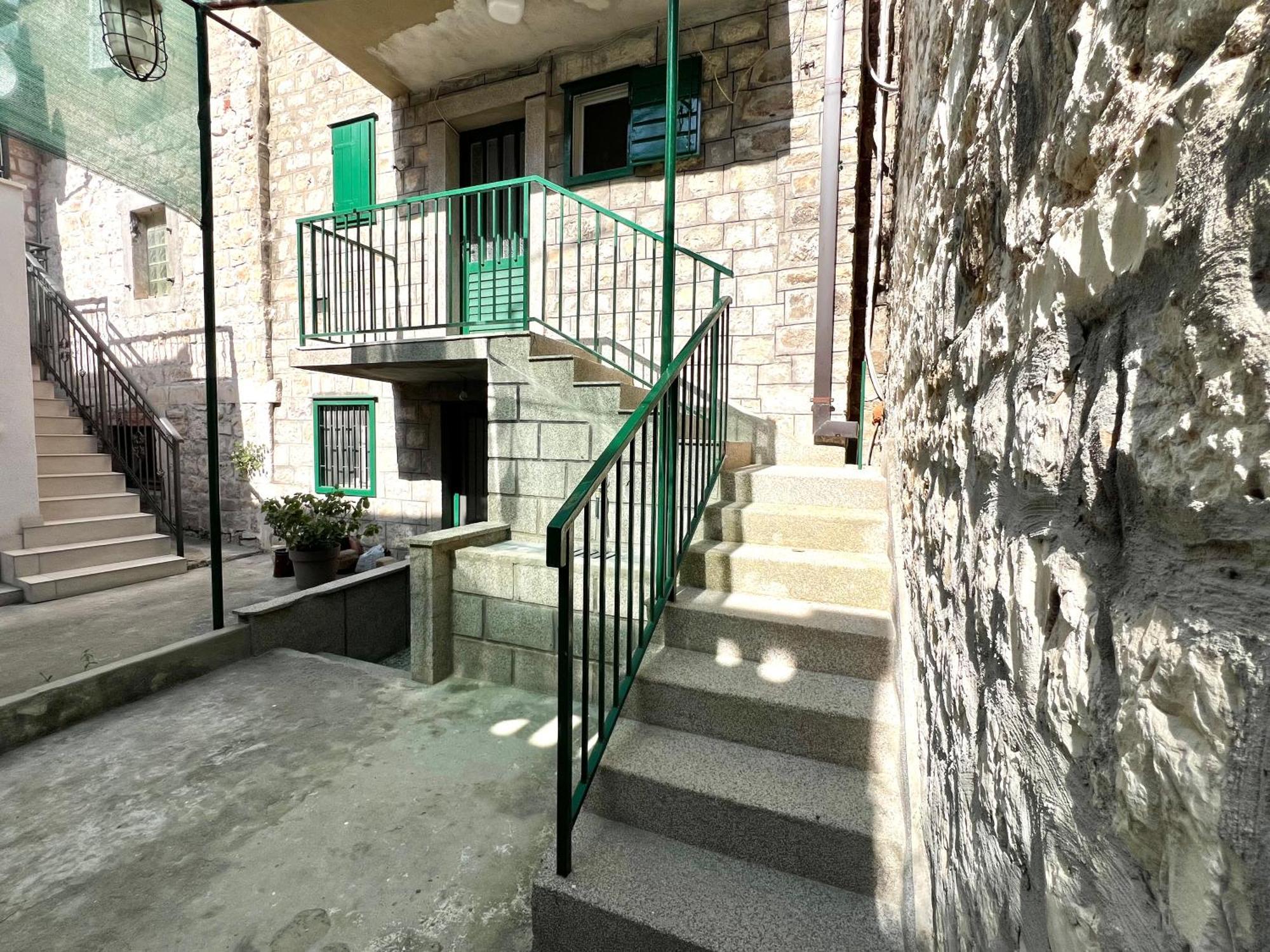 Apartman Lucijan Kaštela エクステリア 写真