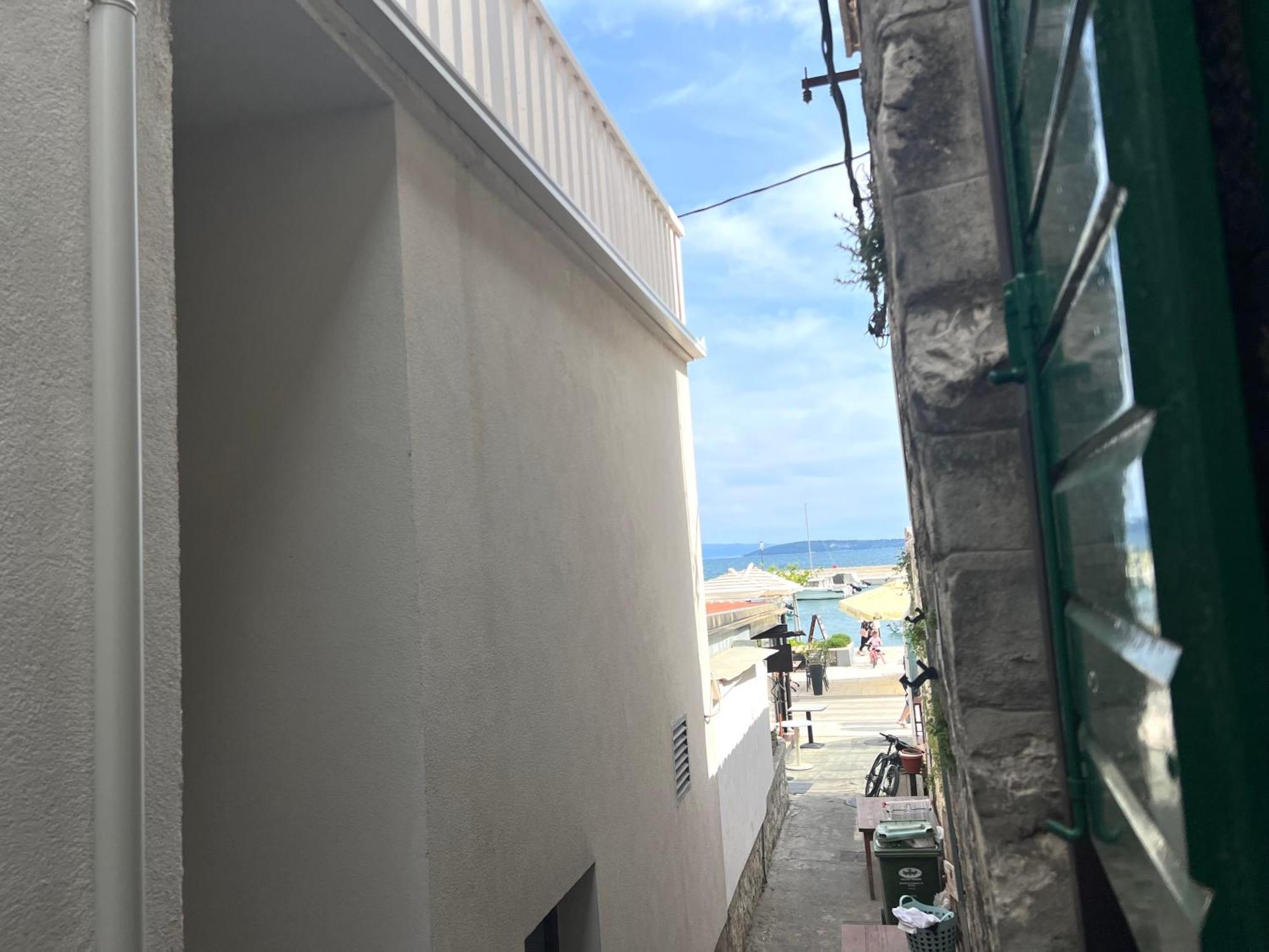 Apartman Lucijan Kaštela エクステリア 写真
