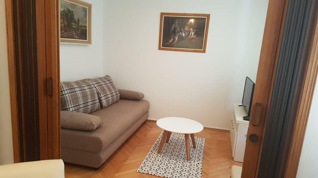 Apartman Lucijan Kaštela エクステリア 写真